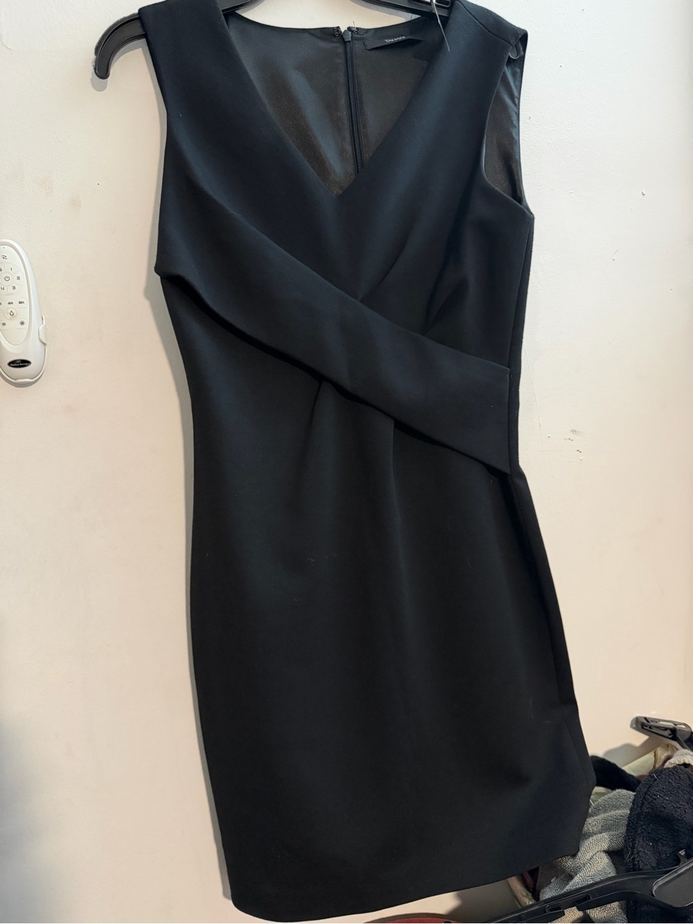 NWT Tahari "Caily" Draped V-Neck Sheath Dress, Black Size 8, Little Black Dress